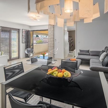 Apartment Residence 포레치 외부 사진