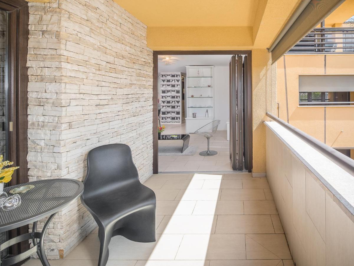 Apartment Residence 포레치 외부 사진